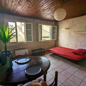 Apartment Hypercentre, Place Pie, Amphoux Charmants Ou Proche De La Gare Parkings Et Palais Des Papes Avignon